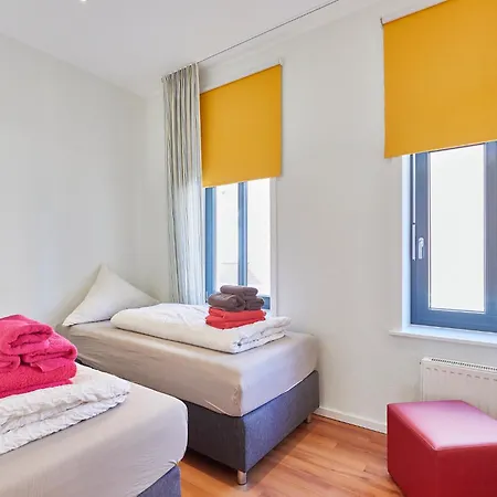 Wiebke * בורקום